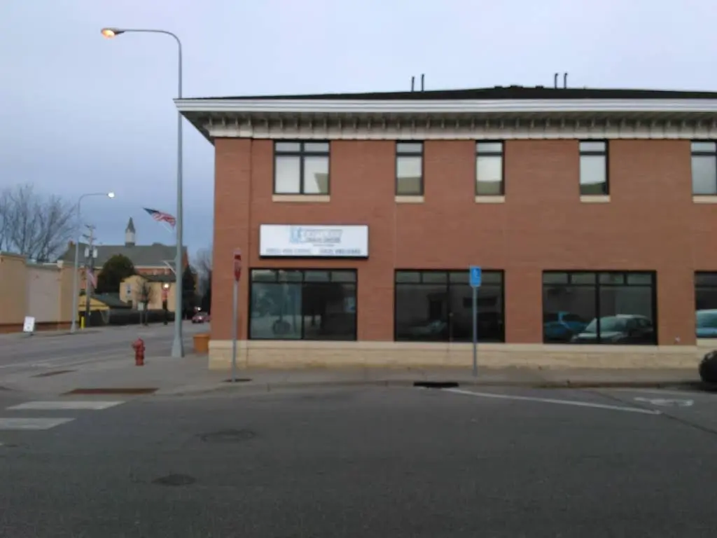 Open Door Health Center - Professional dental clinic exterior with modern facilities