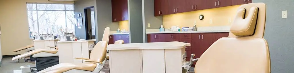 Vayda Orthodontics - Professional dental clinic exterior with modern facilities