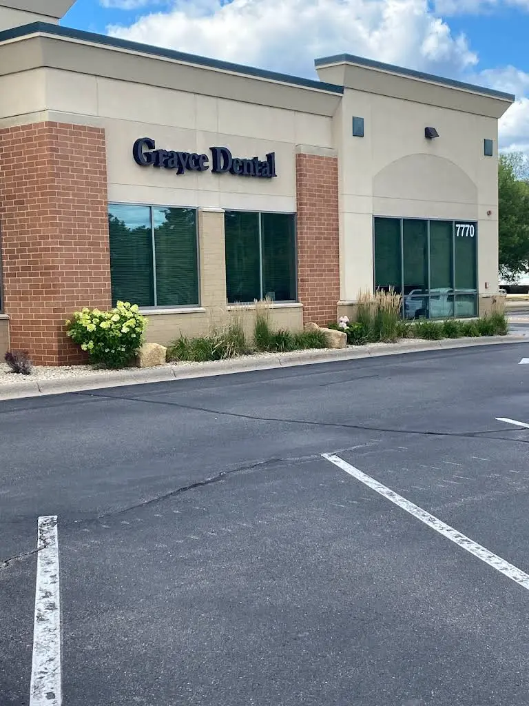 Grayce Dental - Professional dental clinic exterior with modern facilities