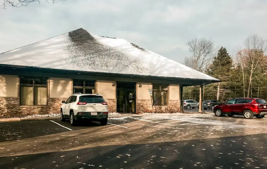 Midwest Dental - Eau Claire Oakwood - Professional dental clinic exterior with modern facilities