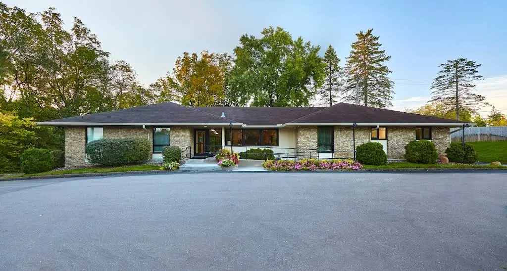 Glen Lake Family Dentistry - Professional dental clinic exterior with modern facilities