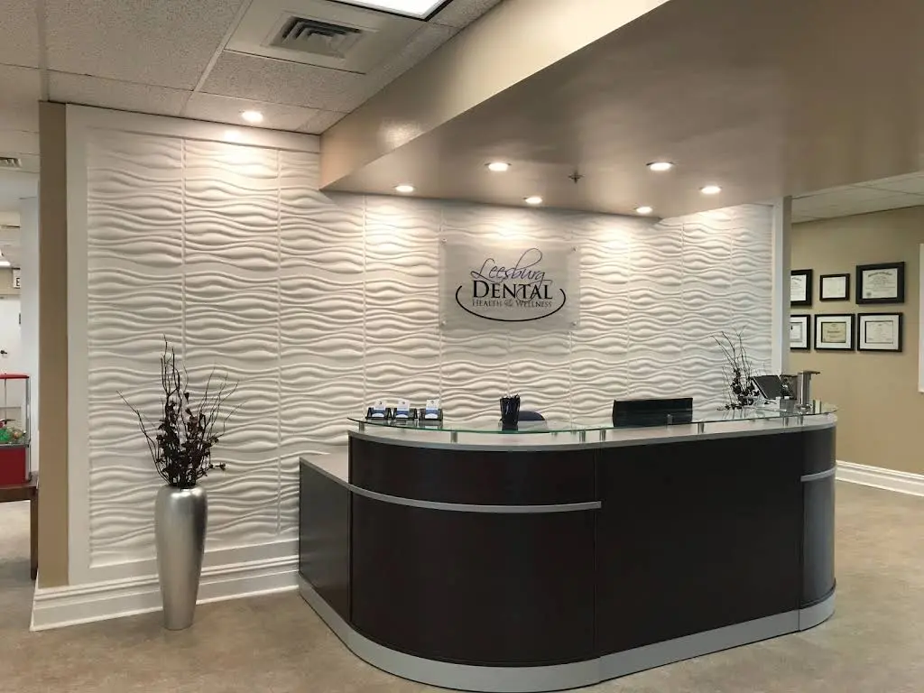 Leesburg Dental - Professional dental clinic exterior with modern facilities