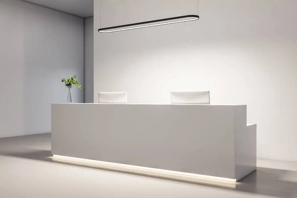 Renew Smiles Dental Implant Center – Edina - Professional dental clinic exterior with modern facilities