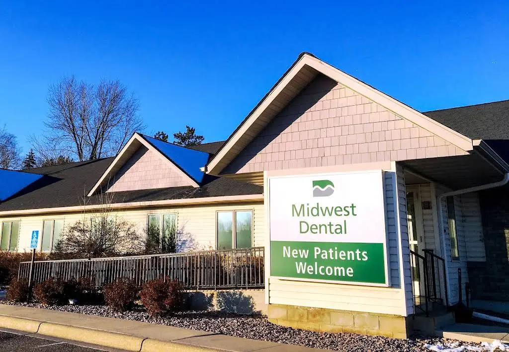 Midwest Dental - Big Lake, MN - Professional dental clinic exterior with modern facilities