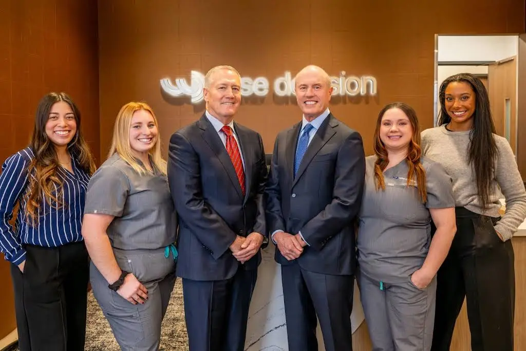 Wise Decision Wisdom Teeth Specialists - Professional dental clinic exterior with modern facilities