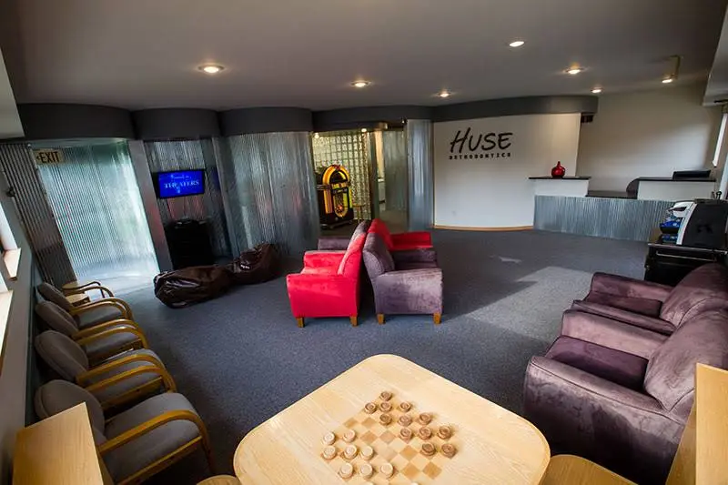 HUSE ORTHODONTICS - Professional dental clinic exterior with modern facilities
