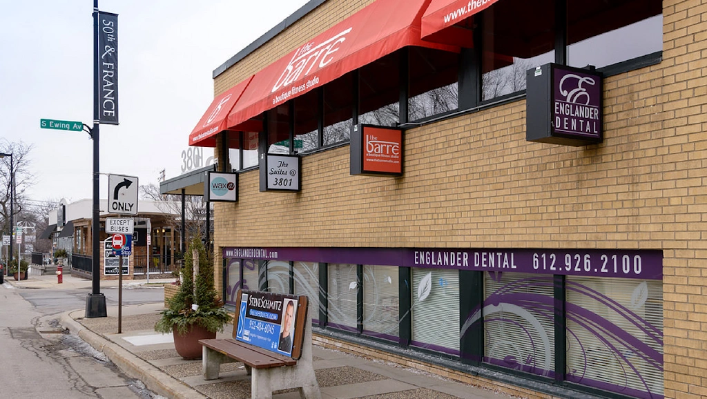 Englander Dental - Professional dental clinic exterior with modern facilities