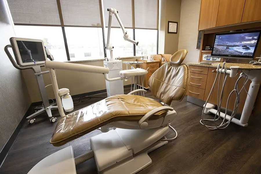 O'Kane & Monssen Family Dentistry - Professional dental clinic exterior with modern facilities