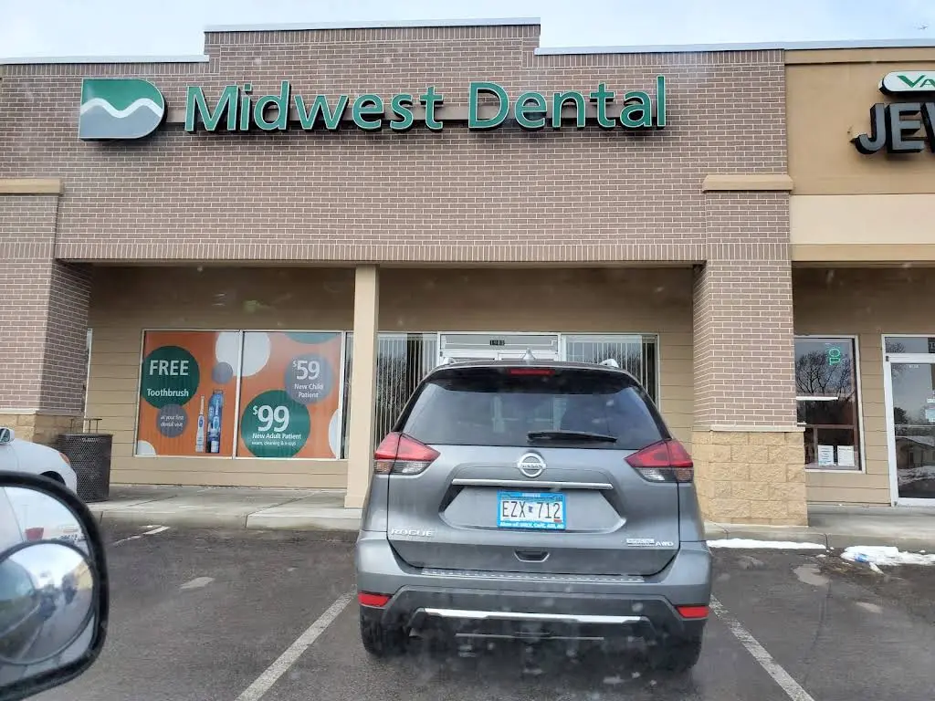 Midwest Dental - West St. Paul - Professional dental clinic exterior with modern facilities