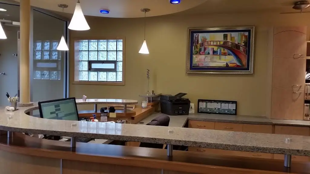 Highland Dental Professionals - Professional dental clinic exterior with modern facilities
