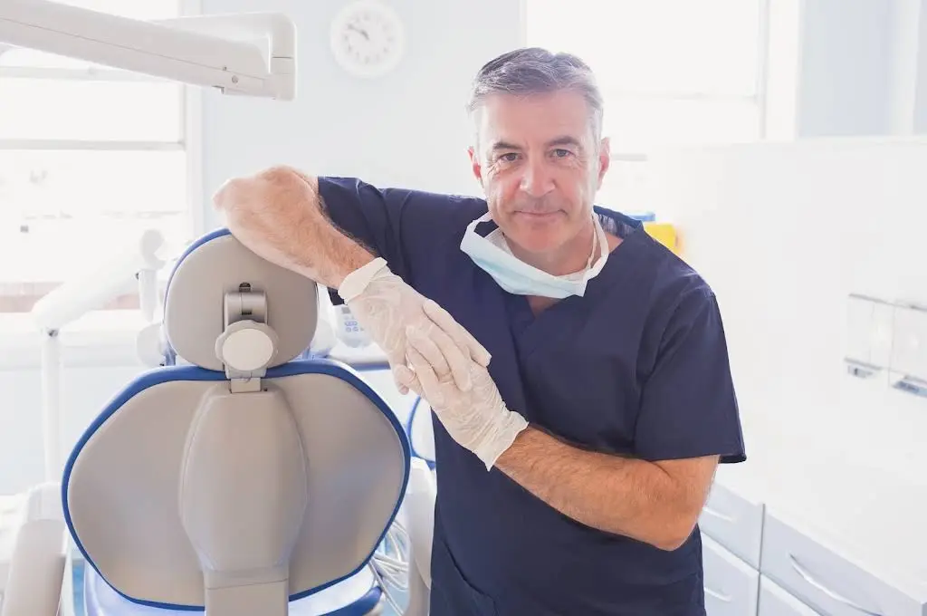 Emergency Dentist - Professional dental clinic exterior with modern facilities