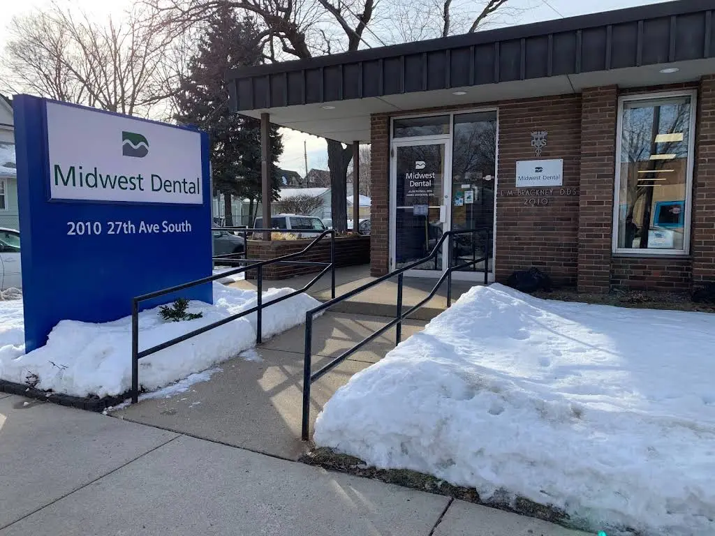 Midwest Dental - Minneapolis - Professional dental clinic exterior with modern facilities