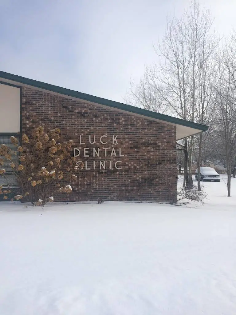 Luck Dental Clinic - Professional dental clinic exterior with modern facilities