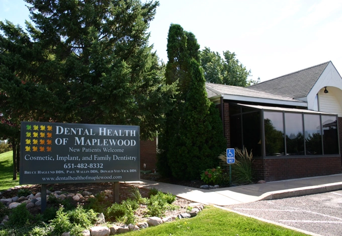 Dental Health of Maplewood - Professional dental clinic exterior with modern facilities