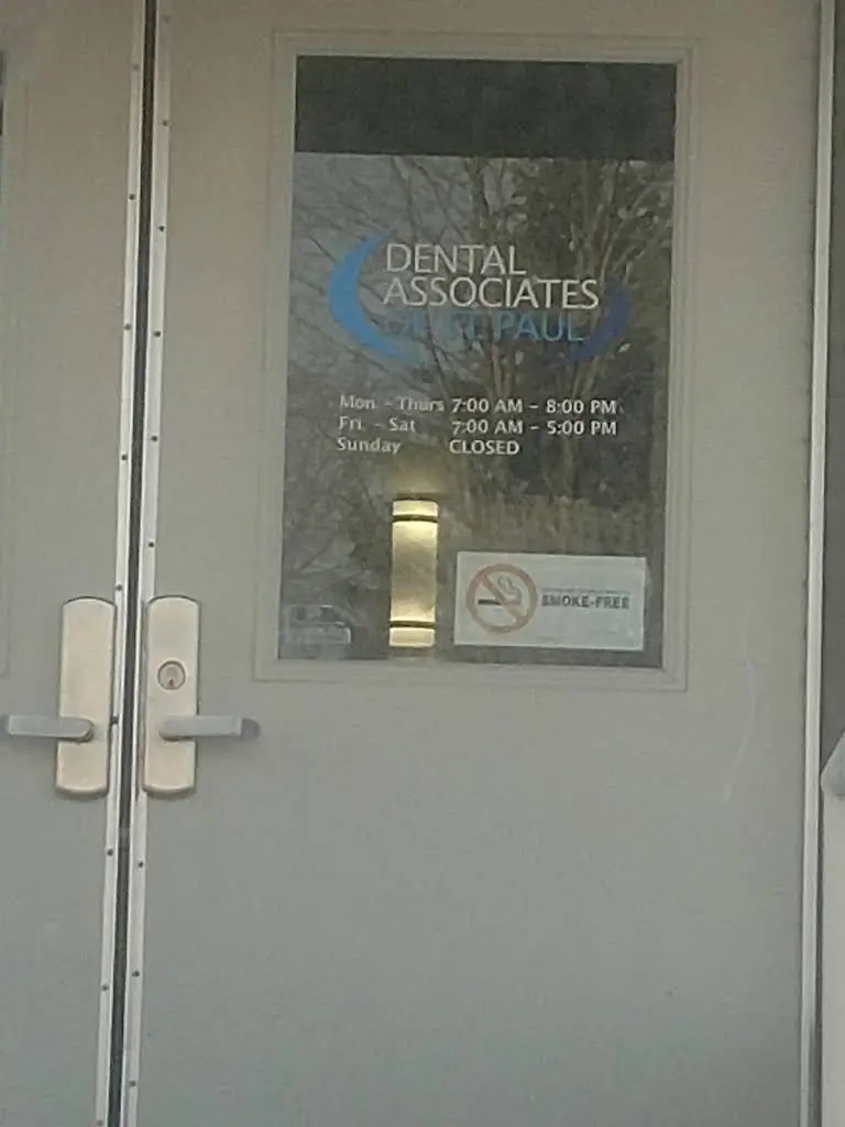 Dental Associates of St. Paul - Professional dental clinic exterior with modern facilities