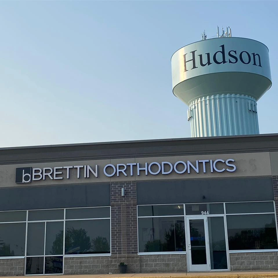 Brettin Orthodontics - Professional dental clinic exterior with modern facilities