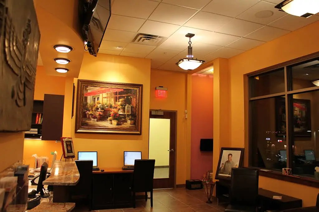 Eagle Valley Dental - Professional dental clinic exterior with modern facilities