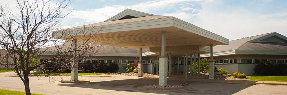 Gundersen Tomah Clinic - Professional dental clinic exterior with modern facilities