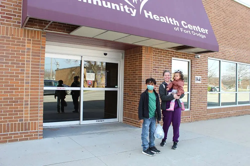 Community Health Center - Fort Dodge - Professional dental clinic exterior with modern facilities
