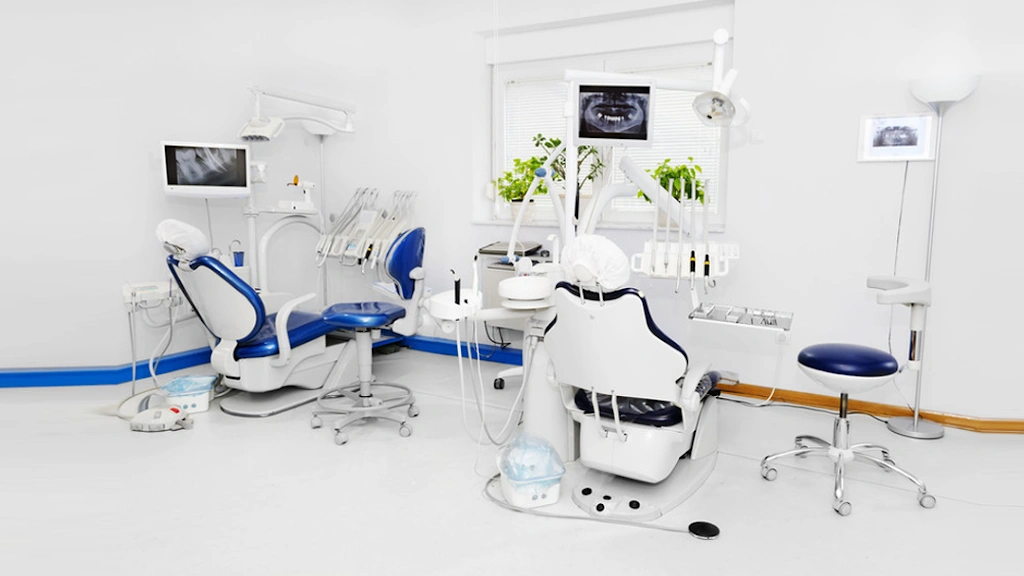 Sunstrom Dentistry - Professional dental clinic exterior with modern facilities