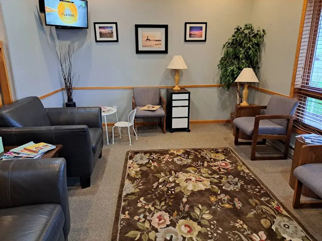 Summit Dental: Huneke Adam DDS - Professional dental clinic exterior with modern facilities
