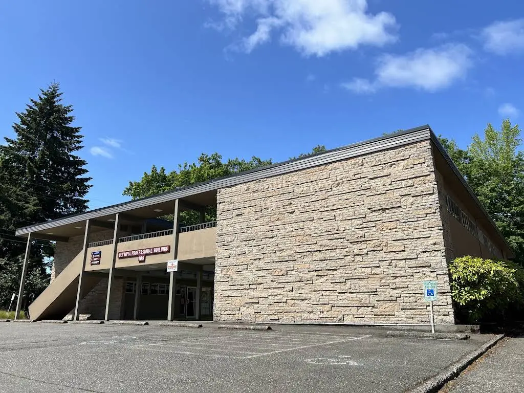 Harbor Kids Dental - Professional dental clinic exterior with modern facilities