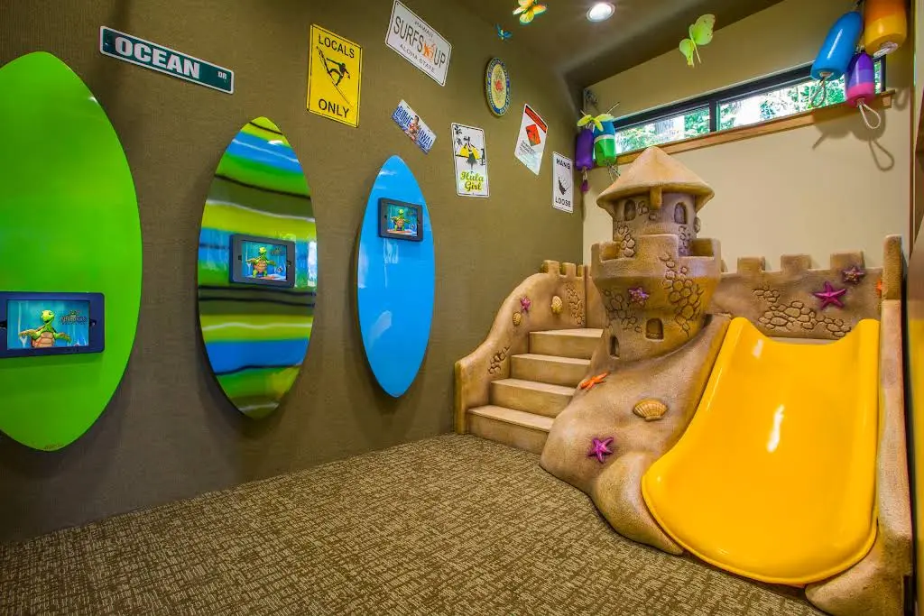 Kitsap Kids Dentistry - Professional dental clinic exterior with modern facilities