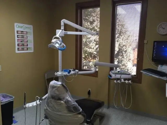 Confluence Dental Wenatchee - Professional dental clinic exterior with modern facilities