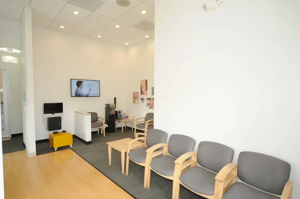 Issaquah Highlands Dental Group - Professional dental clinic exterior with modern facilities