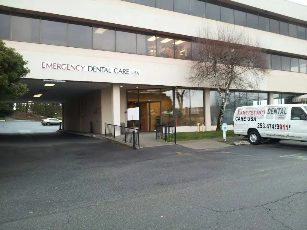 Emergency Dental Care USA - Professional dental clinic exterior with modern facilities