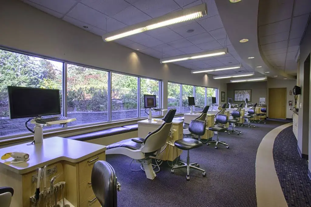 Moss Wall Orthodontics - Professional dental clinic exterior with modern facilities