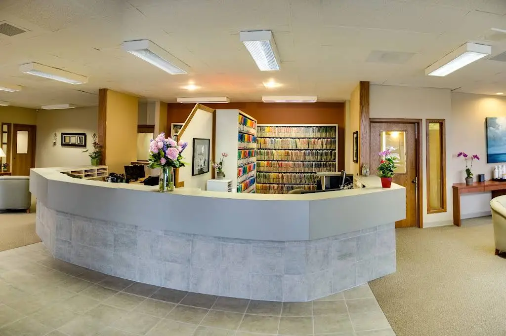 Traxler Dental - Professional dental clinic exterior with modern facilities