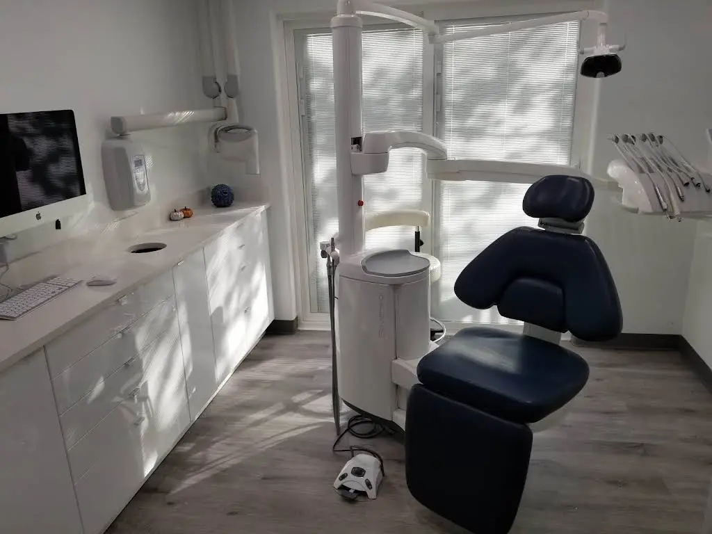 Admiral Dental