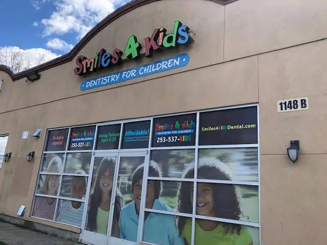 Smiles 4 Kids - Professional dental clinic exterior with modern facilities