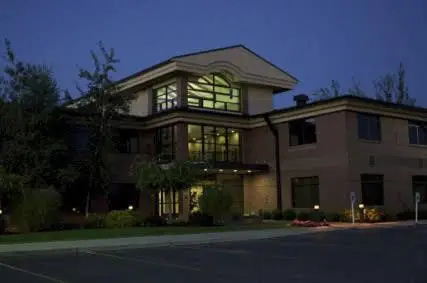 Ellingsen and Denison Endodontics - Professional dental clinic exterior with modern facilities
