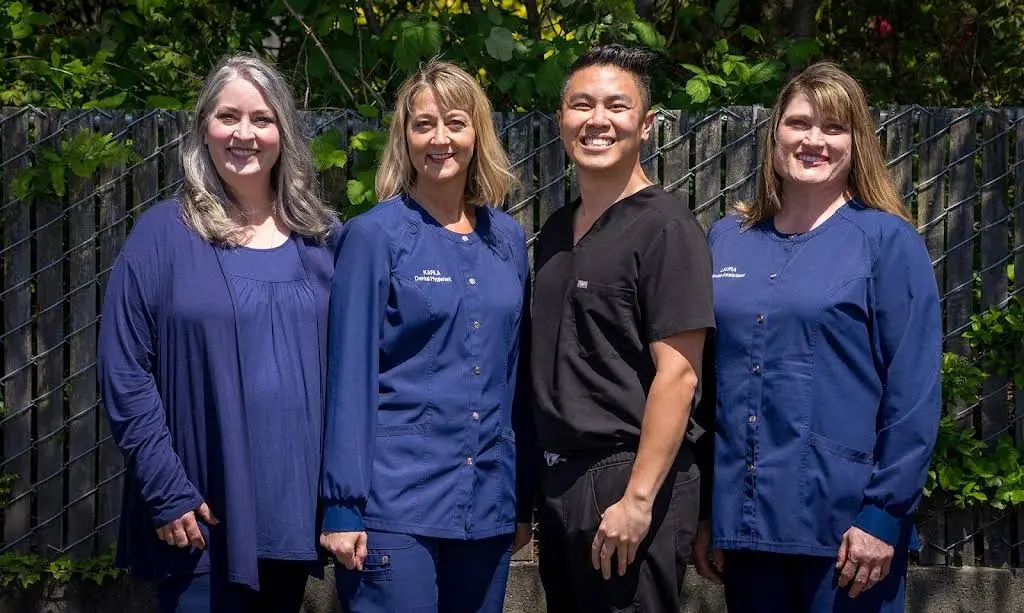 Seahurst Smiles of Burien - Professional dental clinic exterior with modern facilities