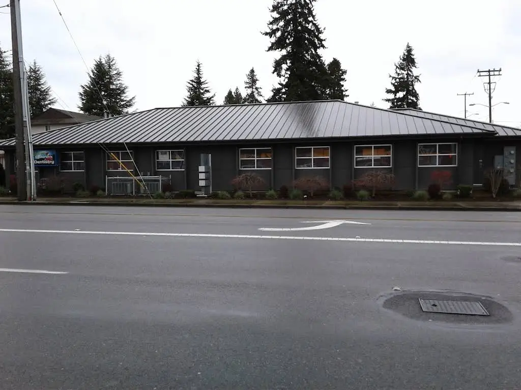 Burien Children's Dentistry - Professional dental clinic exterior with modern facilities