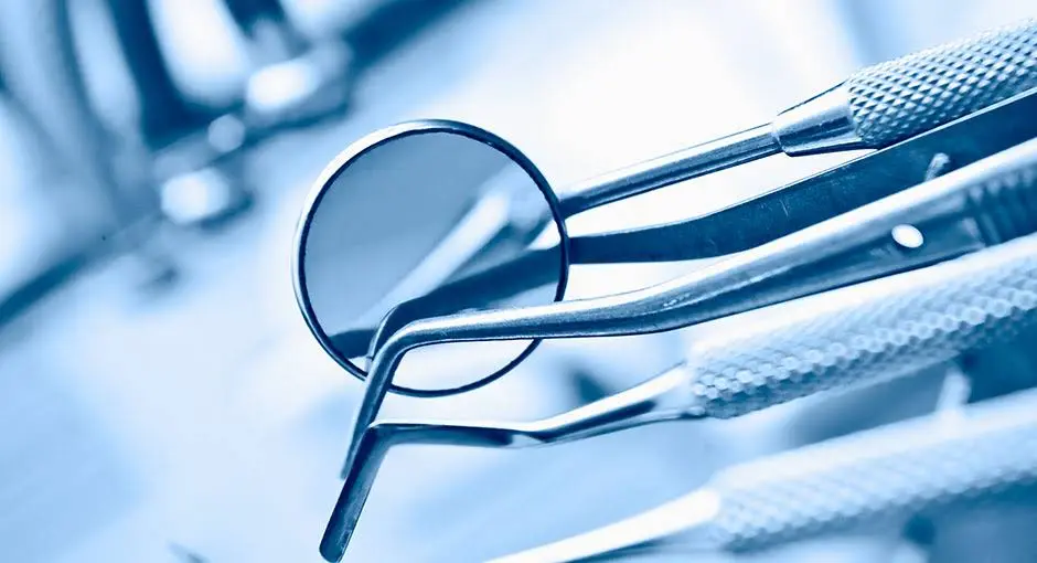 Lakewood Dental Care - Professional dental clinic exterior with modern facilities
