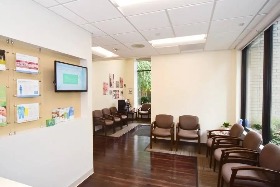 South Lake Union Dentist Office - Professional dental clinic exterior with modern facilities