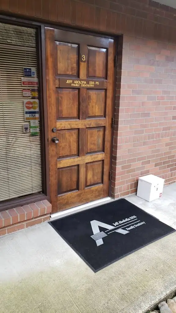 Jeff Abolofia DDS PS - Professional dental clinic exterior with modern facilities
