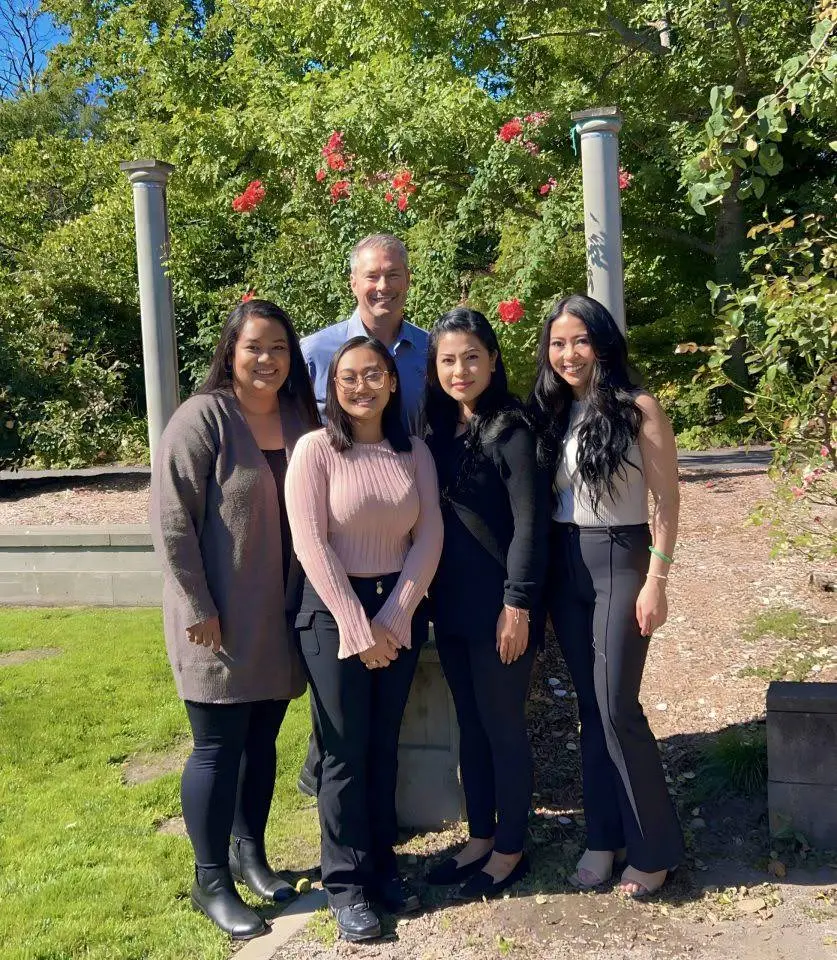 Burien Endodontics - Professional dental clinic exterior with modern facilities