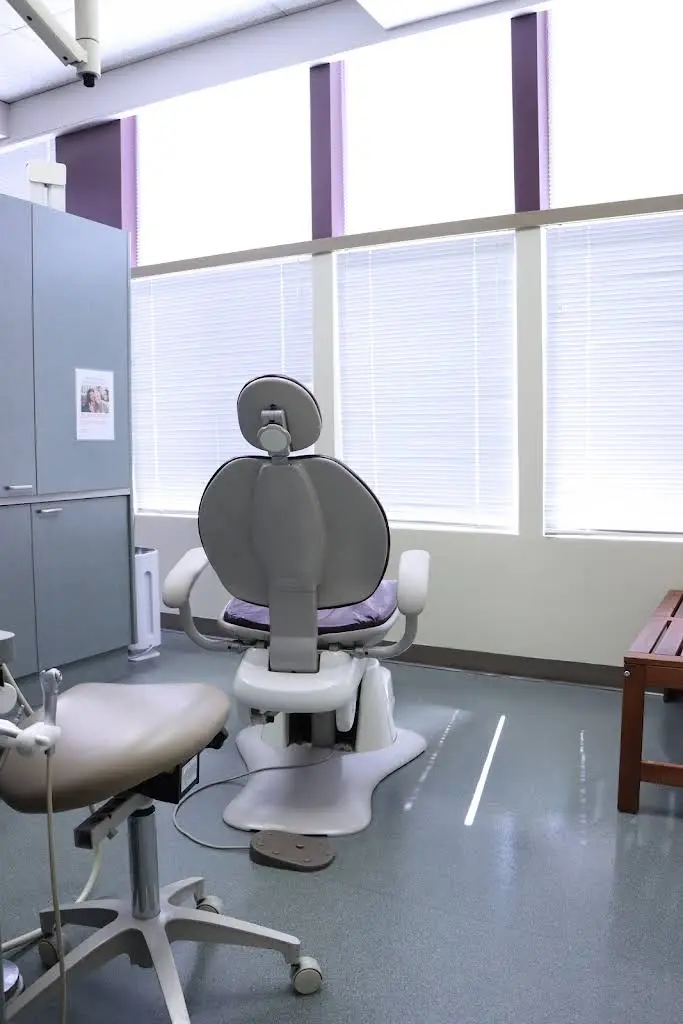 Lo Family Dental - Professional dental clinic exterior with modern facilities