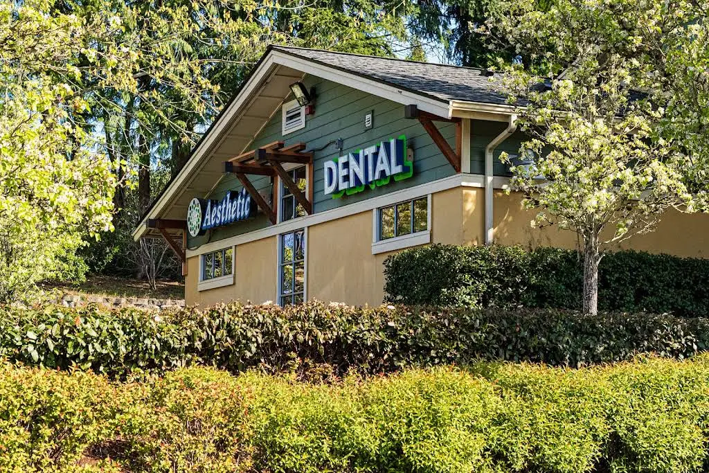 Aesthetic Dental - Professional dental clinic exterior with modern facilities