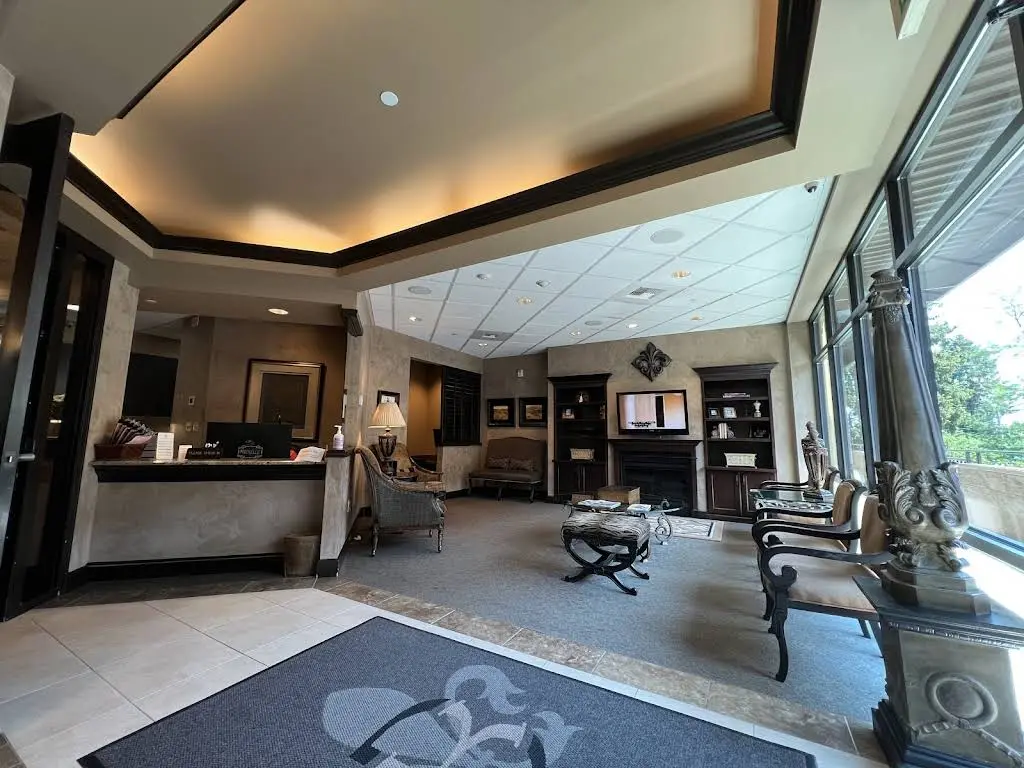Brian Kerr DMD, PS - Professional dental clinic exterior with modern facilities