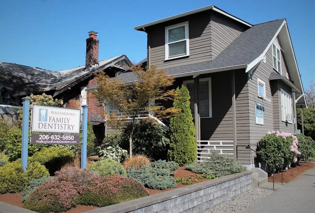 Wallingford Family Dentistry - Professional dental clinic exterior with modern facilities