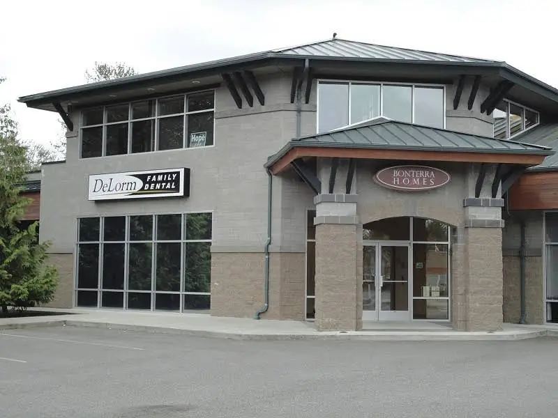 DeLorm Family Dental of Lake Stevens - Professional dental clinic exterior with modern facilities