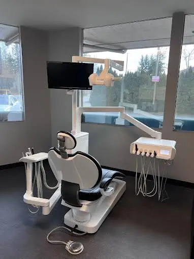 Advanced Emerald Dentistry - Graham - Professional dental clinic exterior with modern facilities