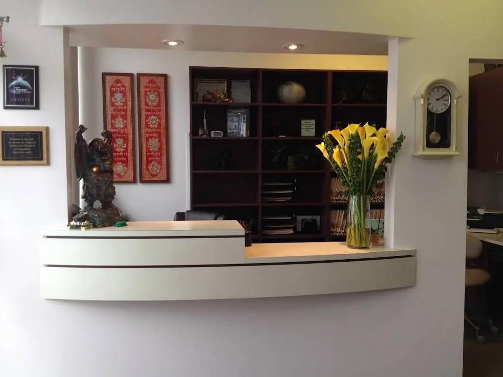 Sperry Dentistry - Professional dental clinic exterior with modern facilities
