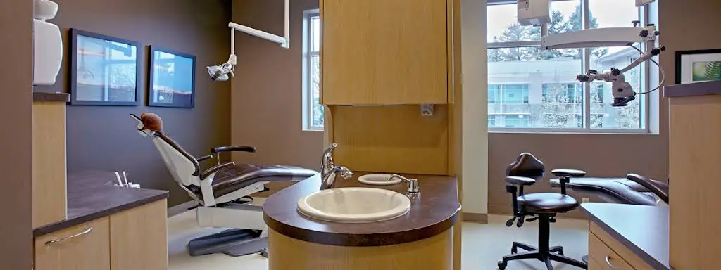 Northgate Endodontics - Professional dental clinic exterior with modern facilities