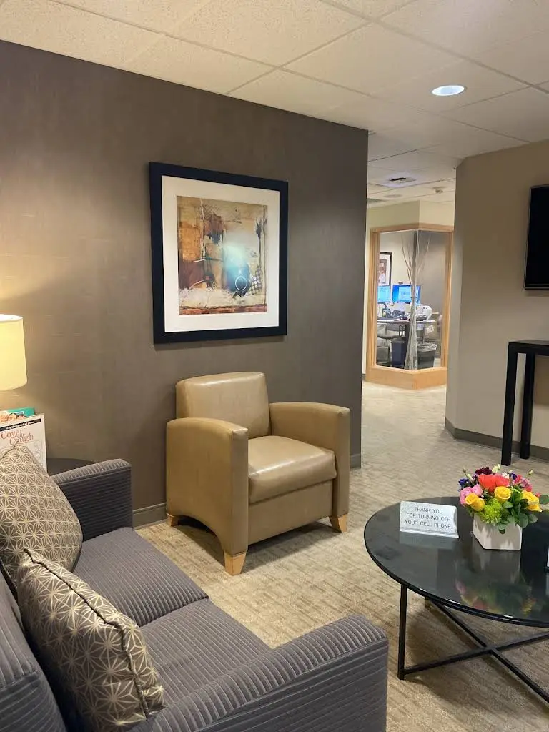 Endodontics Northwest - Professional dental clinic exterior with modern facilities